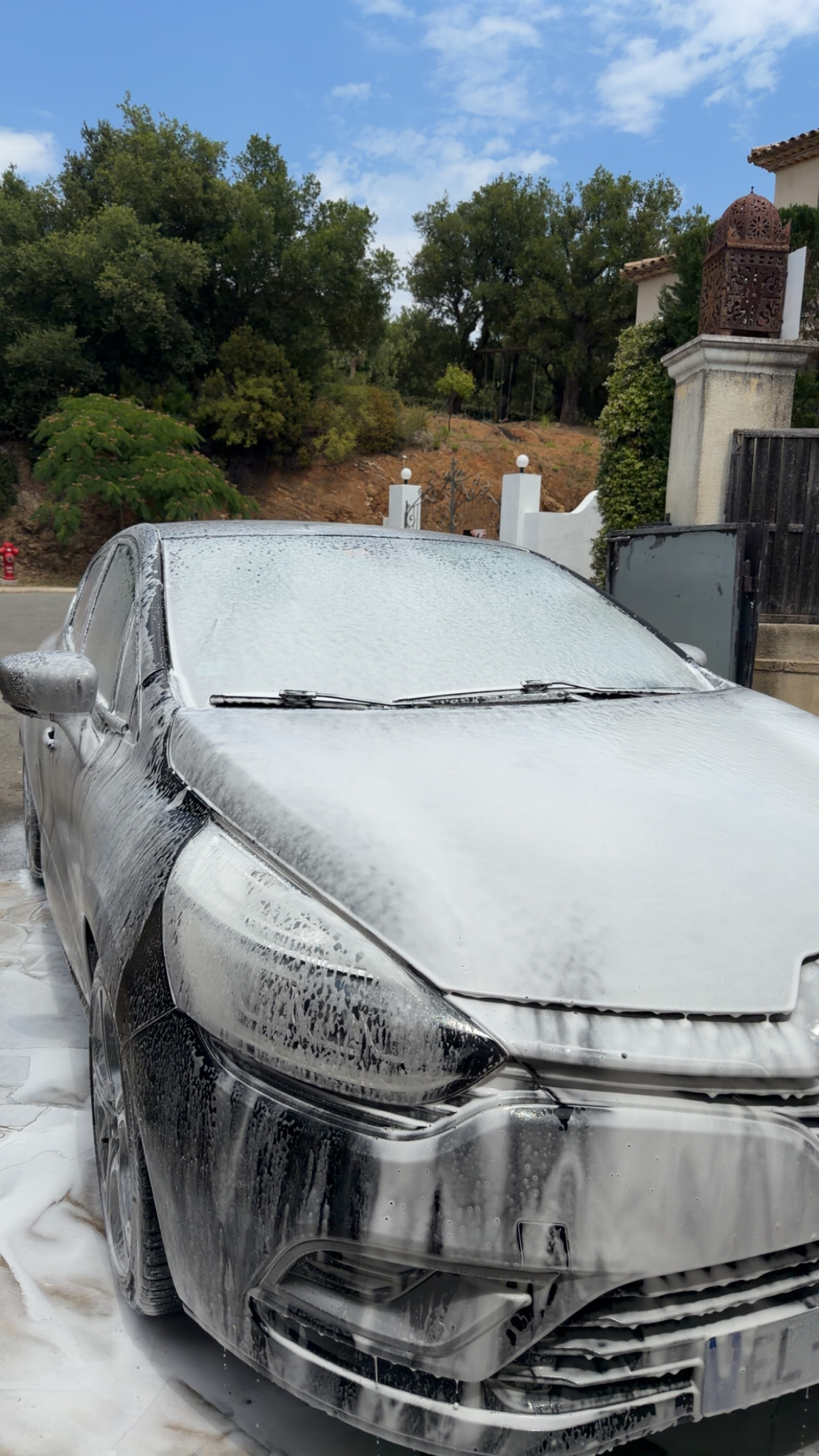 Lavage mousse automobile